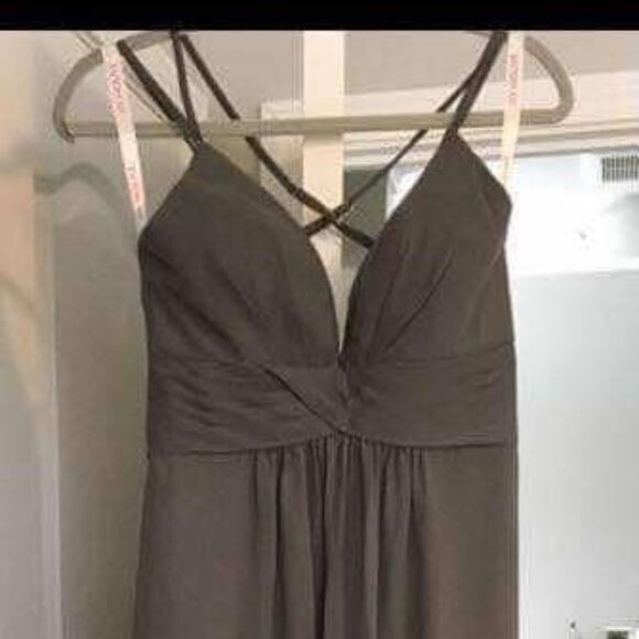 JJ House Prom/Bridesmaid Dress - Picture 1 of 7